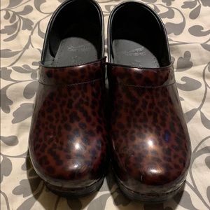 Dansko leopard size 39